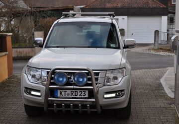 Mitsubishi Pajero 259.600 km 15.900 &euro; Volkach 97332