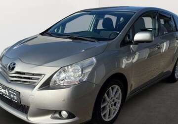 Toyota Verso 106.000 km 11.980 &euro; Friedrichshafen 88046