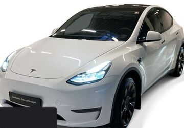 Tesla Model Y 77.340 km 34.200 &euro; Hanau 63457