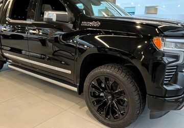 Chevrolet Silverado 18.000 km 89.990 &euro; München 81825