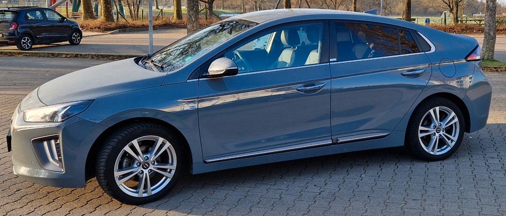 Hyundai IONIQ 76.000 km 15.400 &euro; Filderstadt 70794