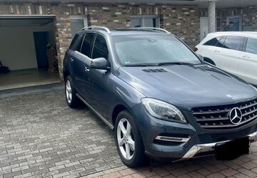 Mercedes-Benz ML 350 192.000 km 20.800 &euro; simmern 55469