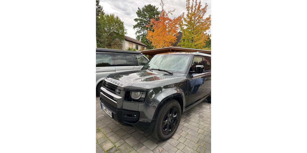 Land Rover Defender 11.500 km 82.900 &euro; Rösrath 51503