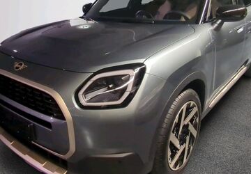Mini One D Countryman 4.330 km 44.572 &euro; 