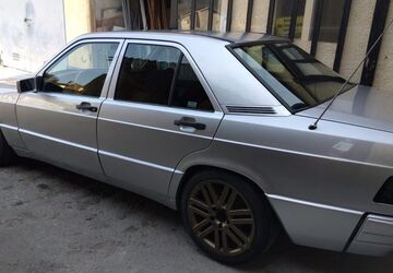 Mercedes-Benz 190 198.000 km 9.500 &euro; Stadtlauringen 97488