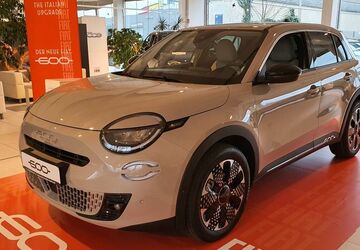 Fiat 600e 10 km 35.490 &euro; Mainz 55120