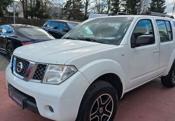Nissan Pathfinder 225.000 km 5.400 &euro; Weißenhorn 89264