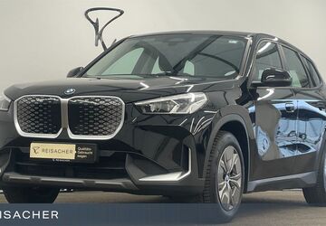 BMW iX1 28.167 km 35.999 &euro; Ulm 89077