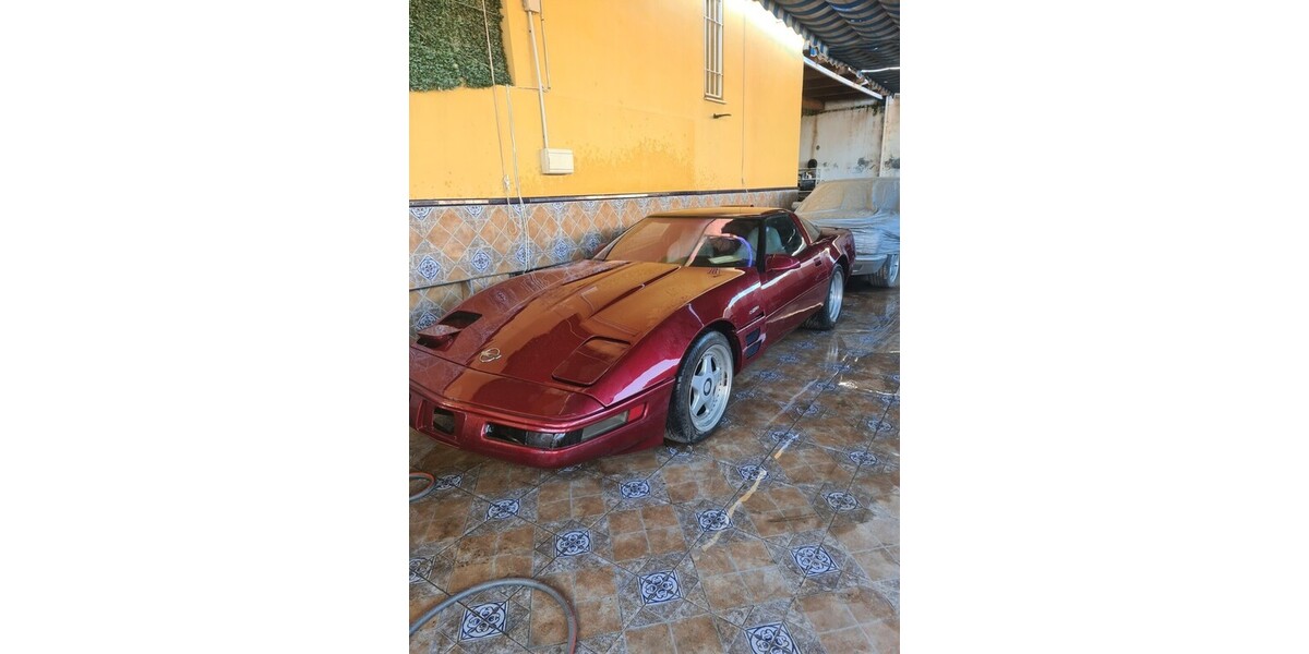 Chevrolet Corvette 98.000 km 25.000 &euro; Velez malaga das Auto ist in Spanien nicht in 