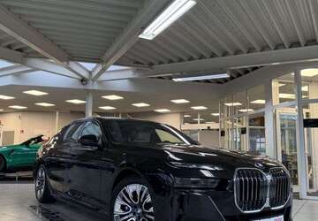 BMW 750 64.070 km 88.950 &euro; Hamm 59065