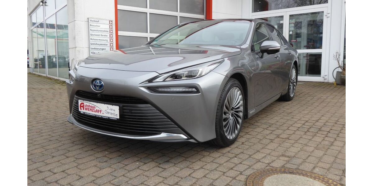 Toyota Mirai 8.514 km 32.900 &euro; Dahlwitz Hoppegarten 15366