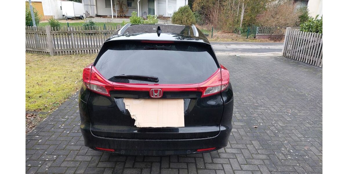 Honda Civic 180.000 km 8.200 &euro; Faßberg 29328