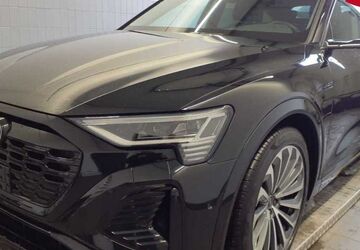 Audi Q8 e-tron 47.190 km 40.980 &euro; Wackersdorf 92442