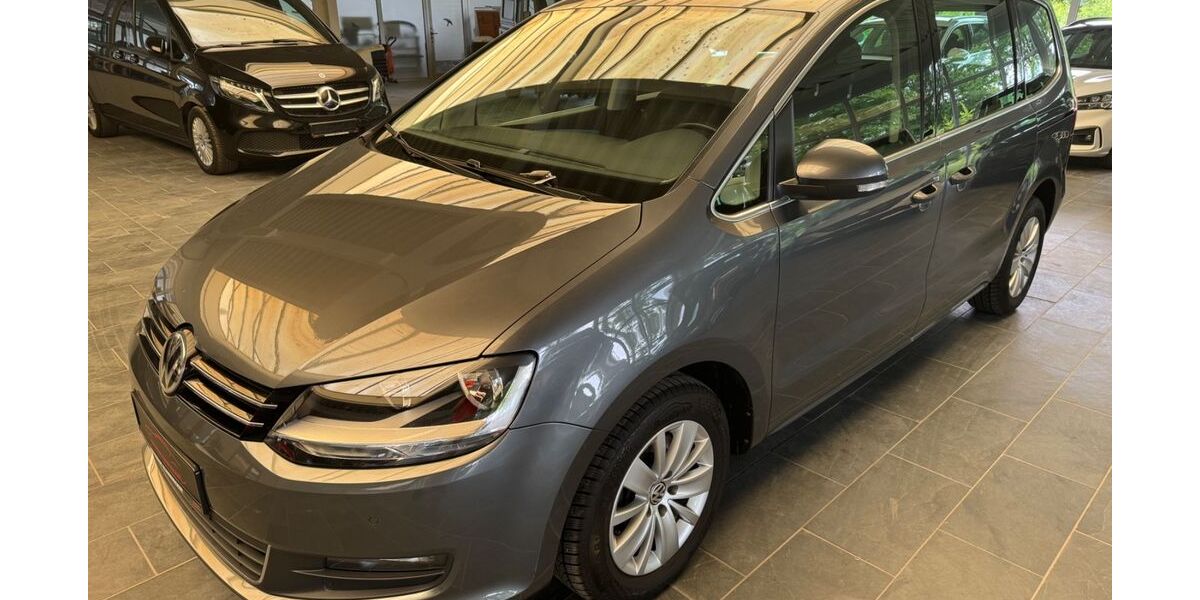 VW Sharan 104.600 km 21.500 &euro; Versmold 33775