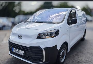 Toyota Proace (Verso) 1.500 km 28.890 &euro; Dittenheim 91723