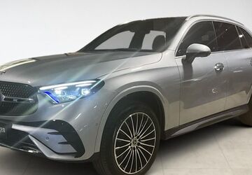 Mercedes-Benz GLC 300 5.500 km 75.550 &euro; Niebüll 25899