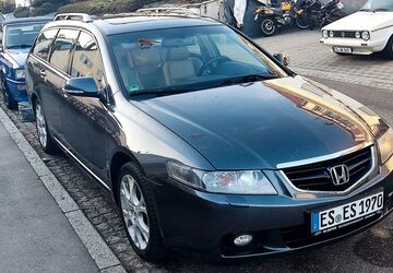 Honda Accord 298.000 km 2.350 &euro; Reichenbach 73262