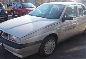 Alfa Romeo 155 45.958 km 7.850 &euro; RIESA 01587