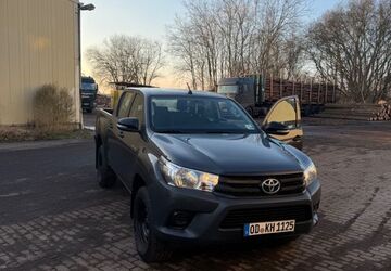 Toyota Hilux 120.528 km 27.500 &euro; Bad Oldesloe 23843