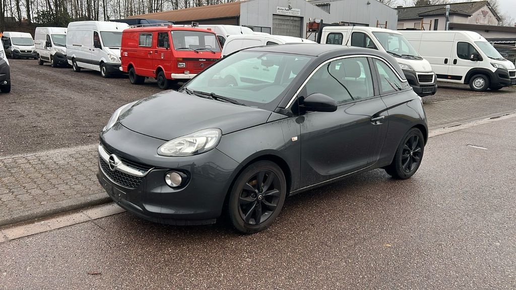 Opel Adam 106.800 km 6.999 &euro; Schwalbach Hülzweiler 66773
