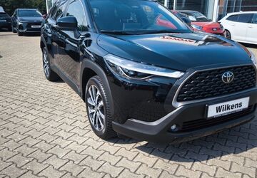 Toyota Corolla 11.000 km 35.900 &euro; Lohne 49393