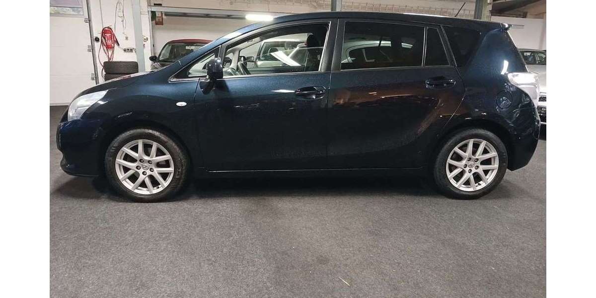 Toyota Verso 159.800 km 11.990 &euro; Rüsselsheim 65428