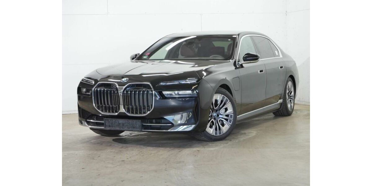 BMW 750 95.100 km 74.830 &euro; Paderborn 33100