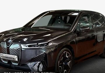BMW iX 10.931 km 52.990 &euro; Karlsruhe 76227