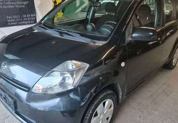 Daihatsu Sirion 172.000 km 1.999 &euro; Kleve 47533