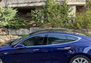 Tesla Model S 177.000 km 23.900 &euro; Auenwald 71549