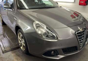 Alfa Romeo Giulietta 302.250 km 3.950 &euro; Hückeswagen 42499