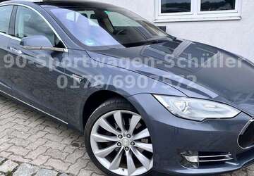 Tesla Model S 210.000 km 24.990 &euro; Triftern 84371