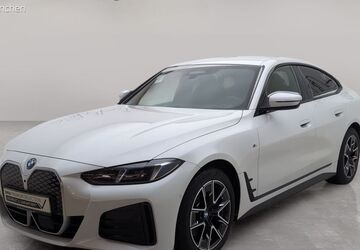 BMW i4 10.344 km 55.201 &euro; München 80939