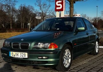 BMW 328 198.000 km 4.990 &euro; Berlin 12249