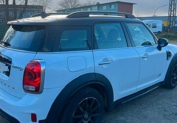 Mini Countryman D (Cooper) 154.000 km 16.100 &euro; Bremerhaven 27572