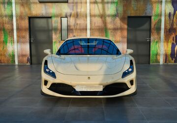 Ferrari F8 10.800 km 269.900 &euro; Bargteheide 22941