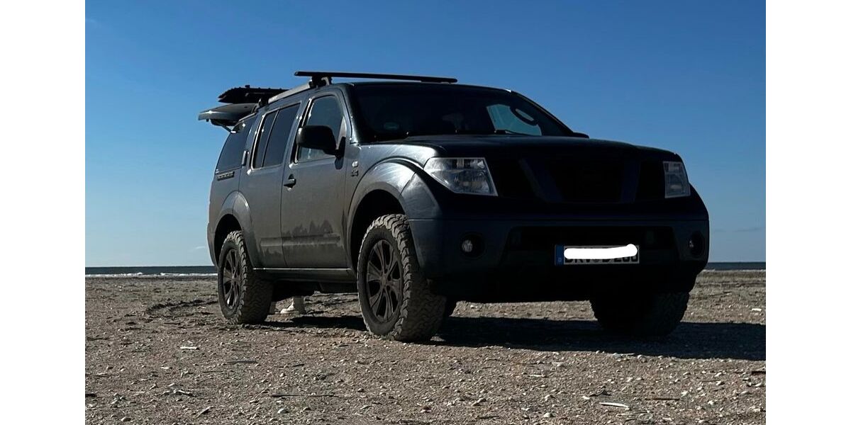 Nissan Pathfinder 275.000 km 5.900 &euro; Agathenburg 21684