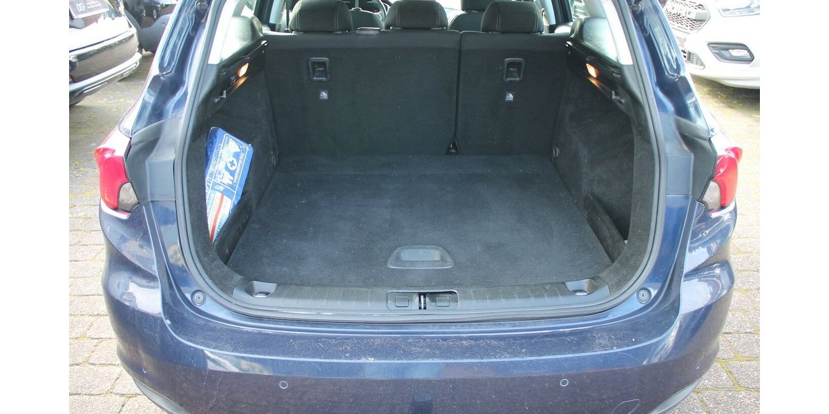 Fiat Tipo Lounge 1.6 MultiJet 232.400 km 6.999 &euro; Badem 54657