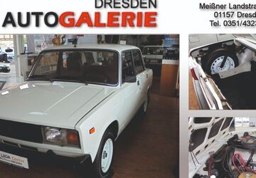 Lada Nova 76.300 km 10.015 &euro; Dresden 01157