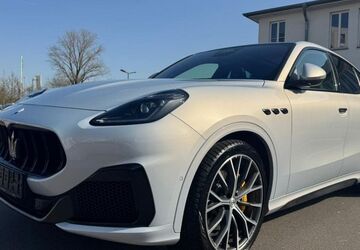 Maserati Grecale 61.800 km 74.980 &euro; Köln 50829