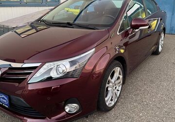 Toyota Avensis 161.000 km 8.990 &euro; Spaichingen 78549