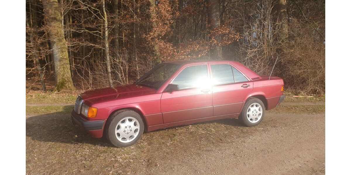 Mercedes-Benz 190 91.000 km 10.600 &euro; Salgen 87775