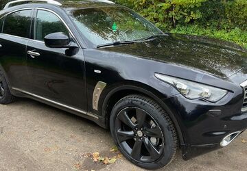 INFINITI FX 232.200 km 8.450 &euro; Neumünster 24539