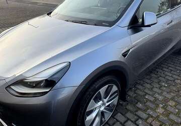 Tesla Model Y 67.000 km 33.460 &euro; Marburg, Universitätsstadt 35039