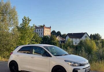 Kia Rio 53.000 km 15.750 &euro; Achern 77855