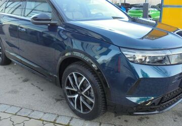 Opel Grandland (X) 4.500 km 48.990 &euro; Petting 83367