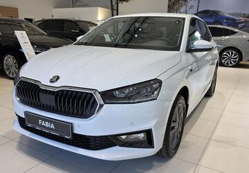 Skoda Fabia 5.000 km 20.980 &euro; Radebeul 01445