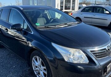 Toyota Avensis 226.000 km 3.900 &euro; Wildau 15745