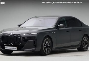 BMW M760 12.657 km 144.950 &euro; Apeldoorn 