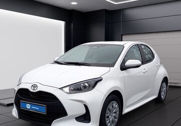Toyota Yaris 3.900 km 22.990 &euro; Freiburg 79108